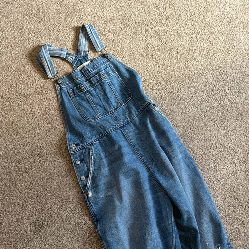 Abercrombie Ripped overalls